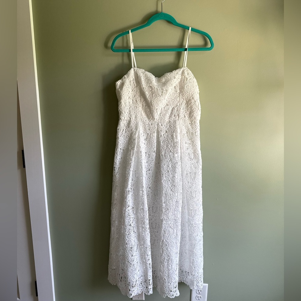 Floral Lace Dress - ASTR the Label - Picture 5 of 11